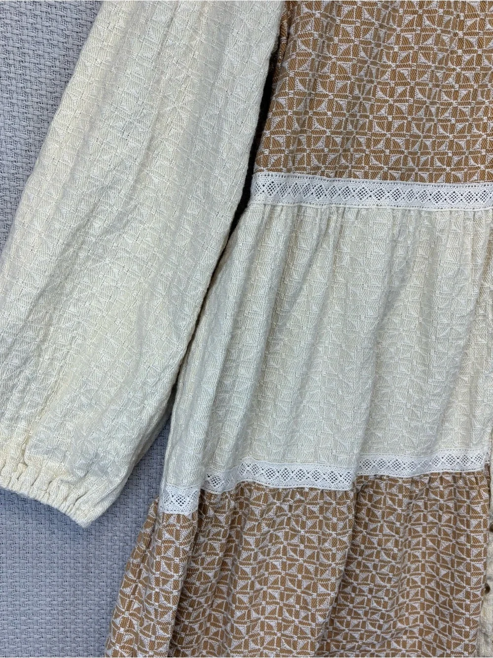LOVELO Embroidered Color Block Collared Dress Cream Tan Med 100% Cotton Boho EUC